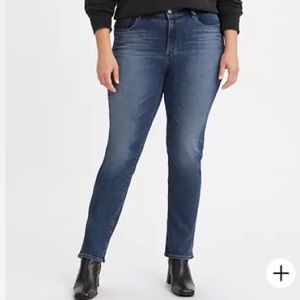 Levi’s Classic Straight Fit